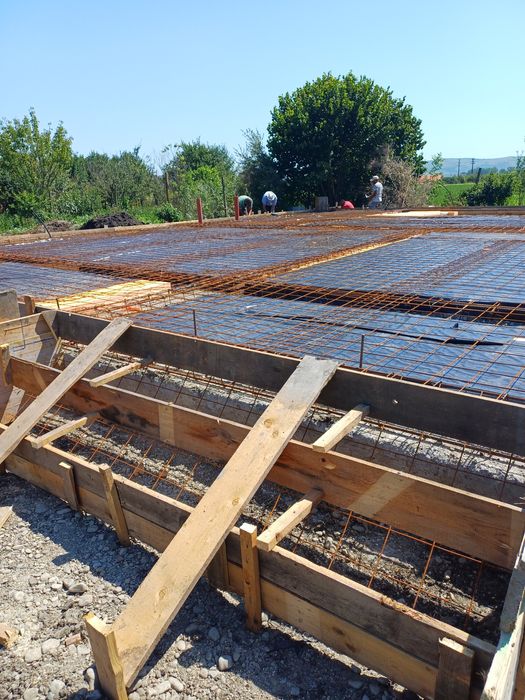 Firma Executăm case și lucrări rezidențiale