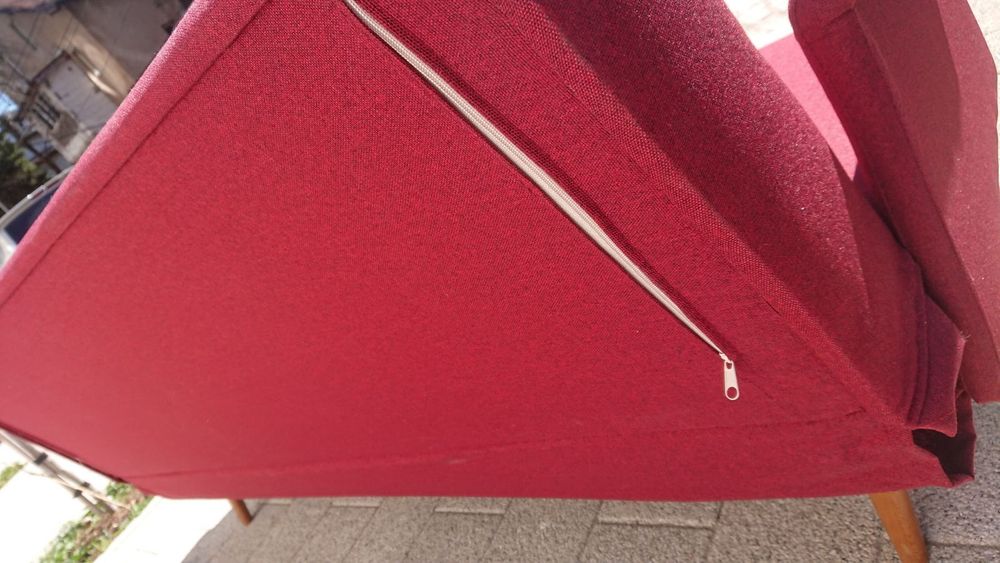 Разтегателен диван с дължина 1.80m.