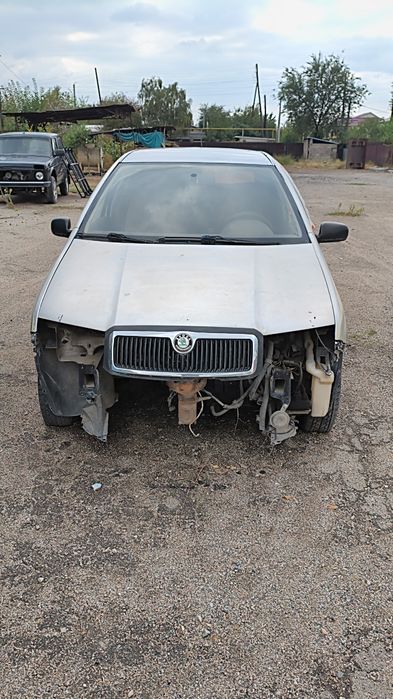 Шкода Фабиа на разбор