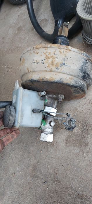 На мазду 323 ва 1996гв