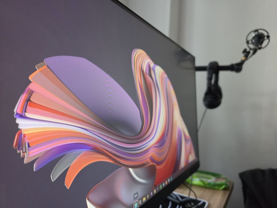 Монитор: Samsung Odyssey G3 27"