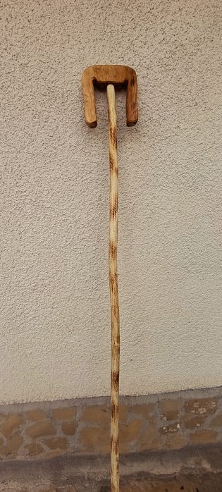 Дървена  нова гега