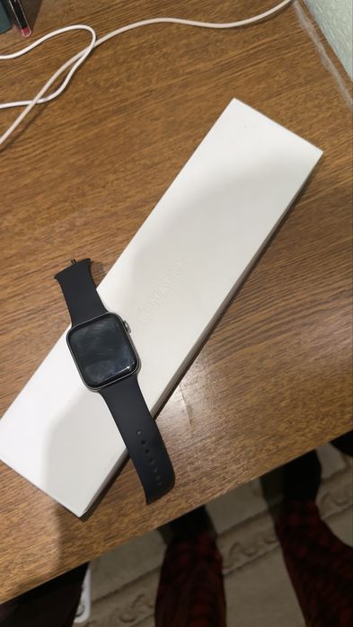 Apple watch 5   44MM
