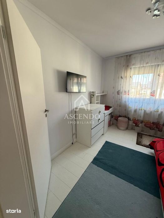 Casă modernă 4 dormitoare,mobilată cu 3 locuri de parcare – Chiajna