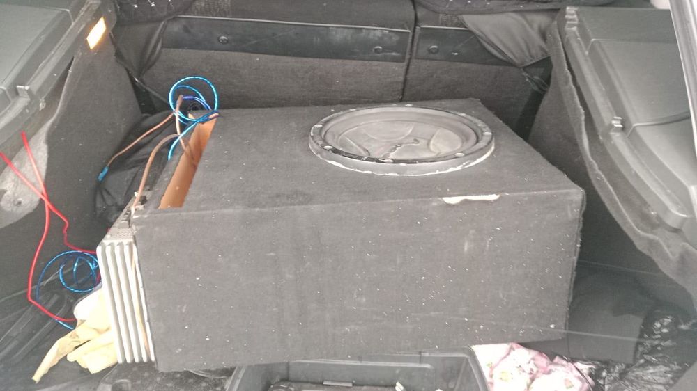 Продам сабвуфер Pioner оригинал