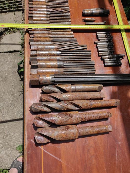 Freze cilindrice și frontale ,alezoare, vârf rotativ