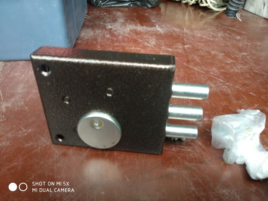 Вскрытие дверей замена сердечников