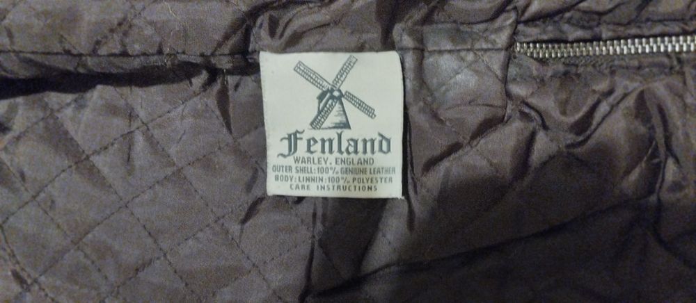 Продавам дамско кожено  яке и обувки