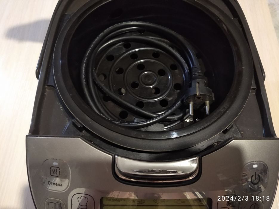 Продам мультиварку Tefal