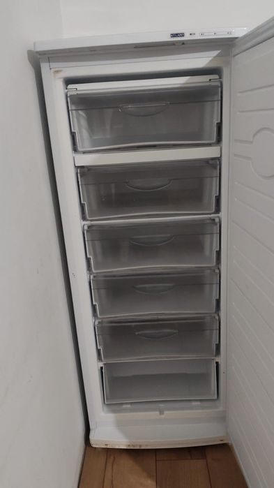 Продается холодильник