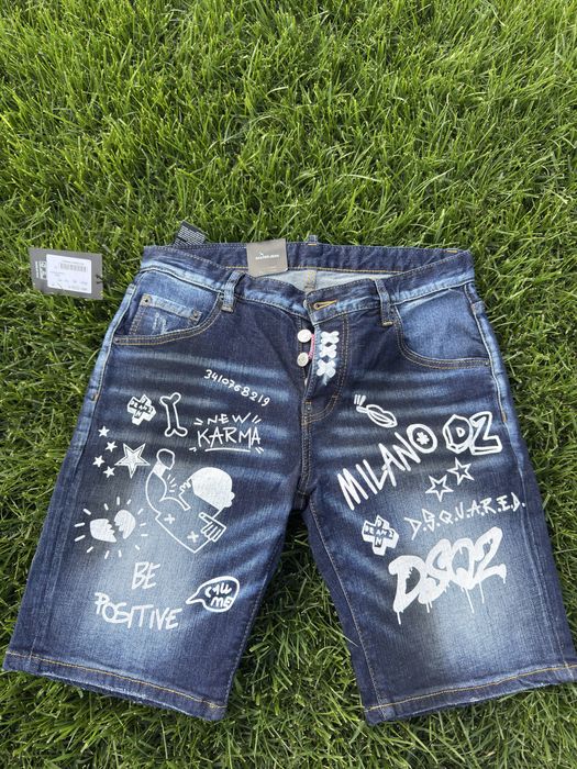Blugi Scurți DSQUARED2 "Skater Jean" – Noi cu Etichetă!