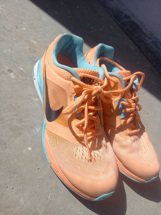 Дамски маратонки Nike 40,5