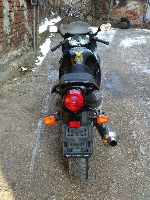 На части Suzuki gsxf katana 750 и 600куб. Сузуки гсхф катана