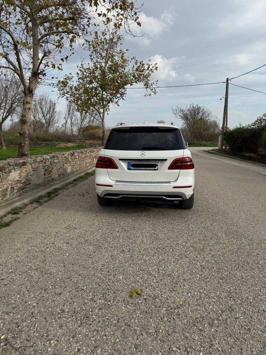 Mercedes-Benz ML 350