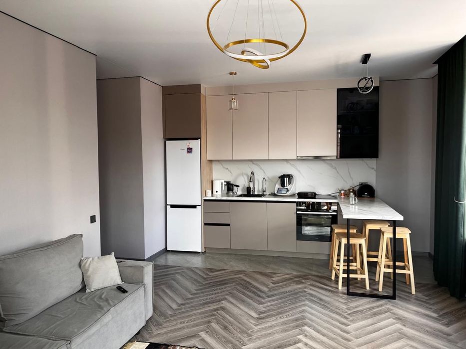 Евро трехкомнатная комната