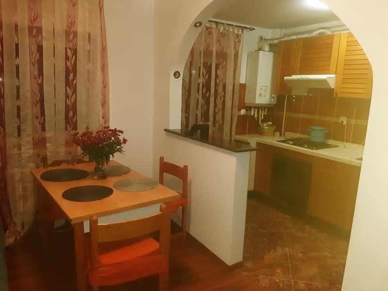 De închiriat ap 2 camere Mărășești