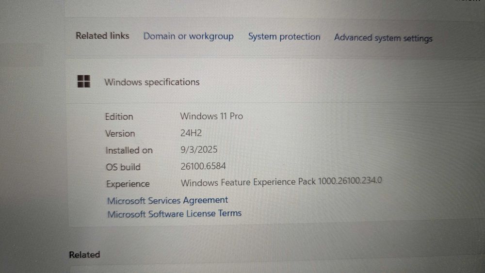 Lenovo Thinkpad 24GB, Windows 11, AMD Ryzen7 5825U, 477GB hard disk