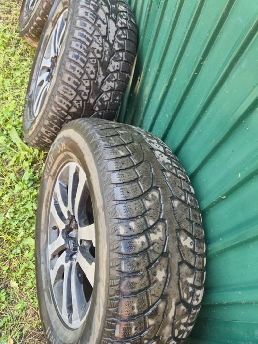 Диски с шинами на R18