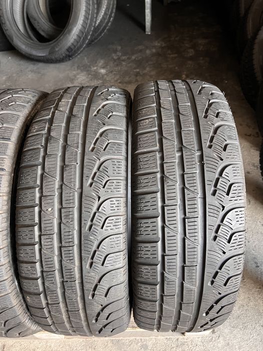 4 anvelope iarna 205/60/16 , pirelli !