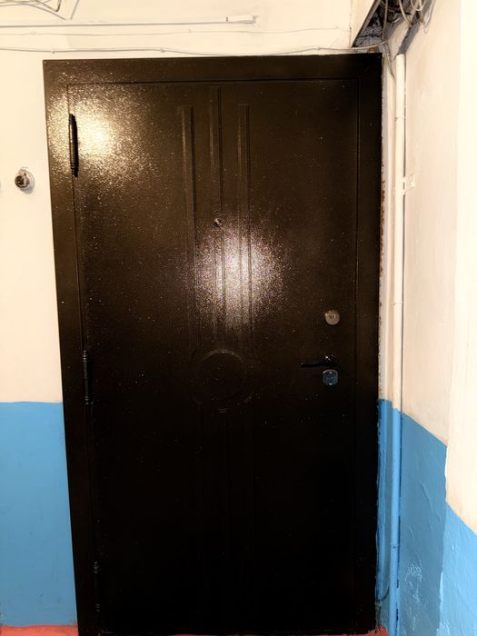 Продам 2 комнатную квартиру