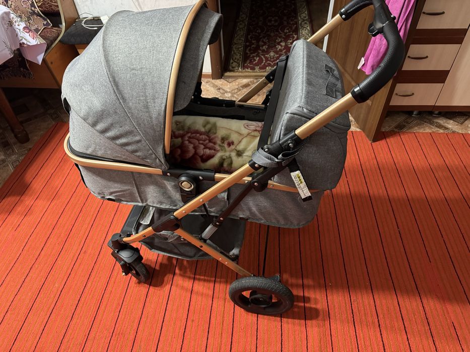 Коляски детские.!!