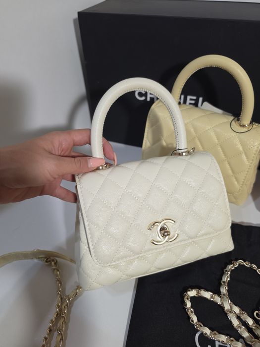 Дамска чантa Chanel Coco Handle small 20C