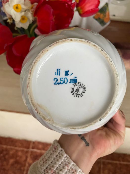 Порцеланова кана 2 литра 2,500 с цветя ретро кана стара кана