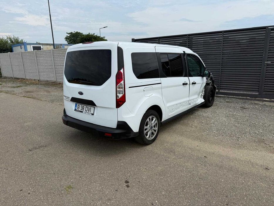 FORD Tourneo Connect 2021 — imagine 5