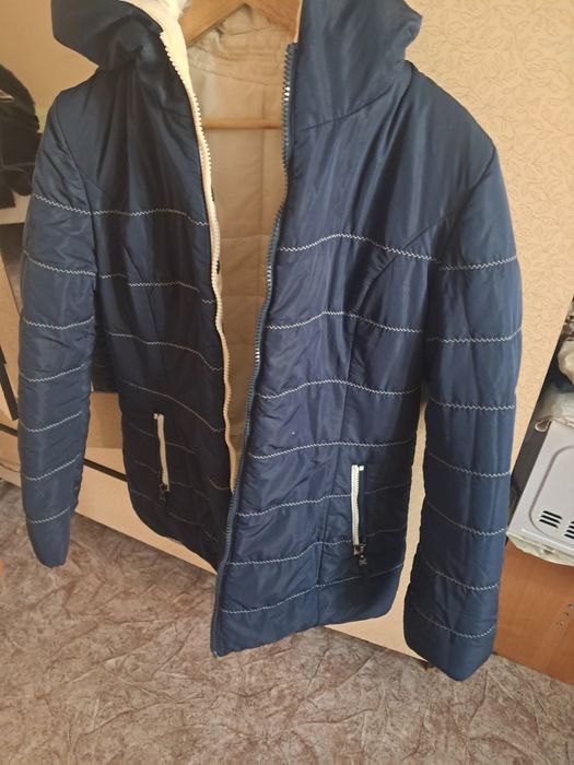 Куртка двухсторонняя размер 46.