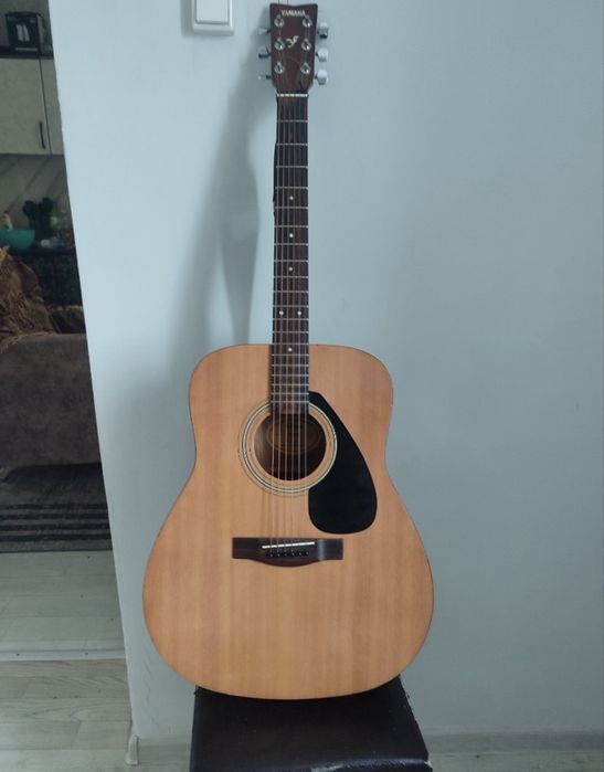 Продам гитару Yamaha F310