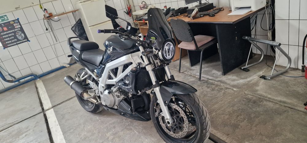 Suzuki SV1000 Naked Injectie