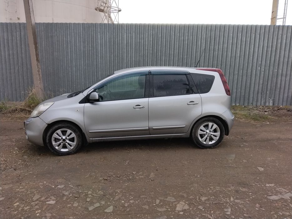 Продам Nissan note