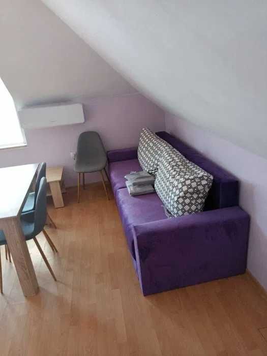 Дава се под наем Двустаен апартамент в Велико Търново, Център - 50 кв.м за 255 € - Снимка #2