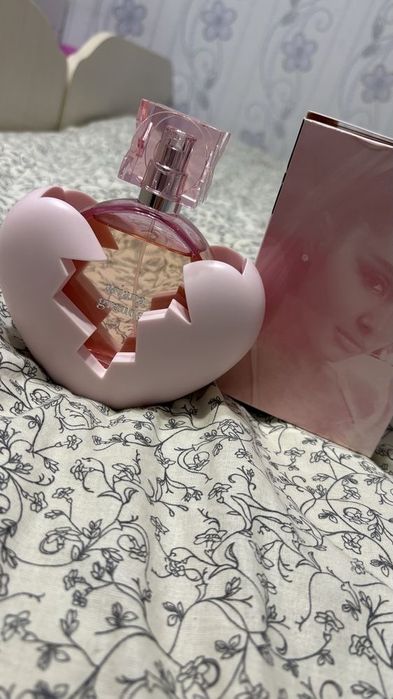 Духи Ariana Grande thank u next