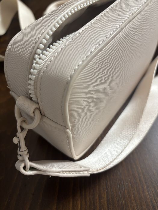 Чанта на Stradivarius