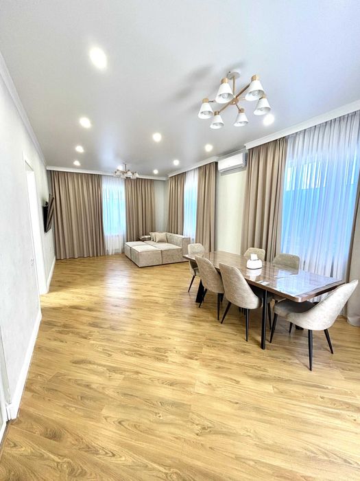 Продаётся коттедж в престижном районе Самал