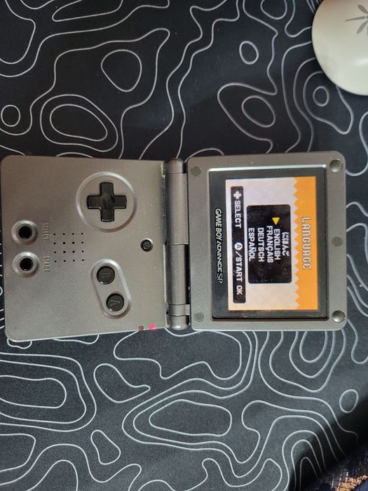 продам game boy advance