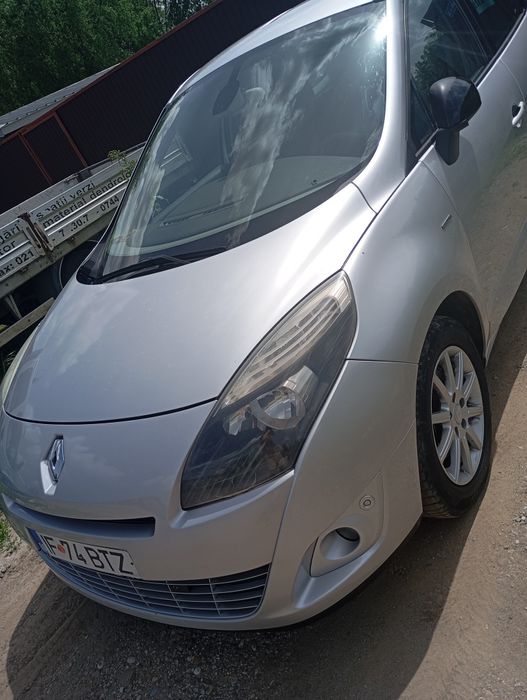 RENAULT Grand Scenic 2011 — imagine 4