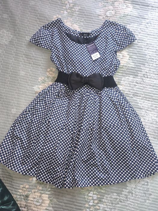 Платья вечерние и на выход