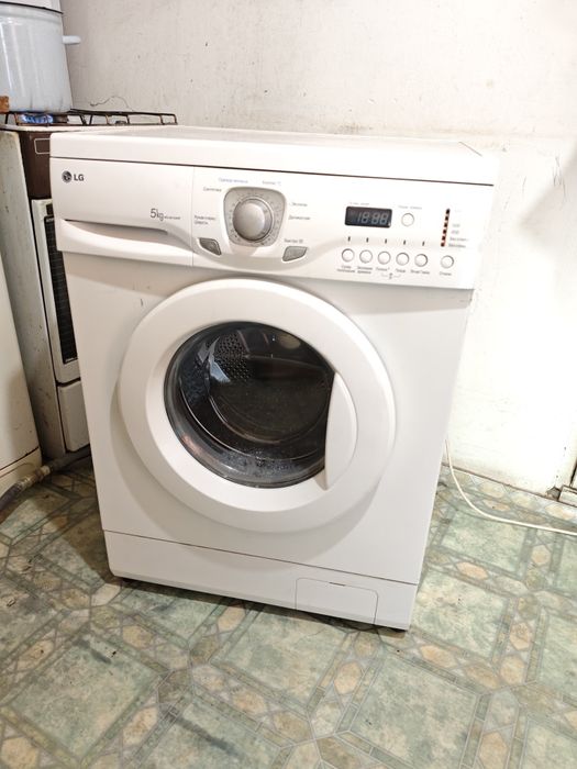Стиральная машинка рабочая лджи 5кг