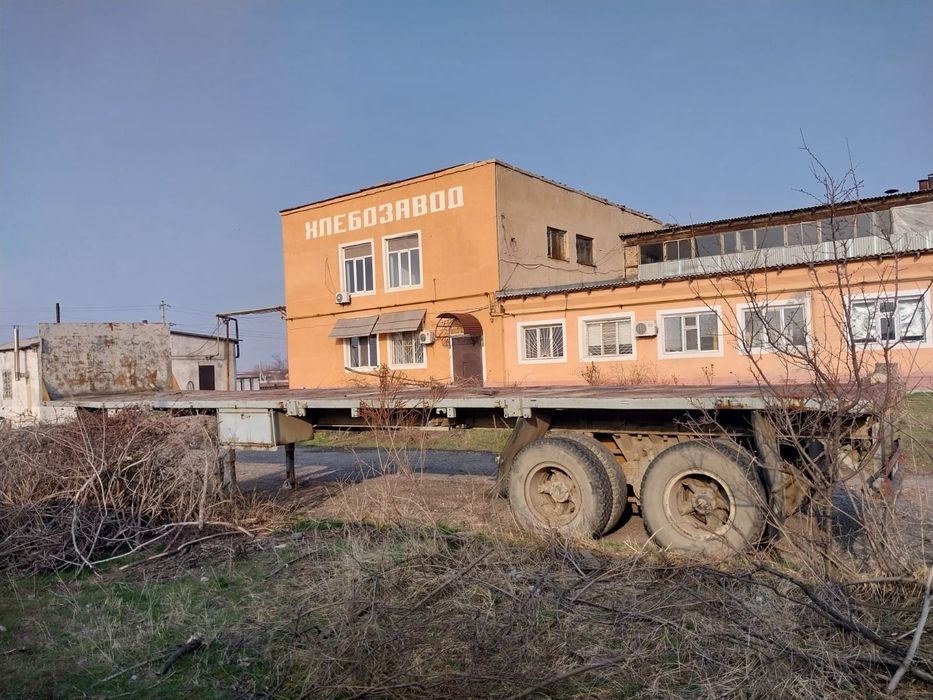 Полу прицеп  нав фас