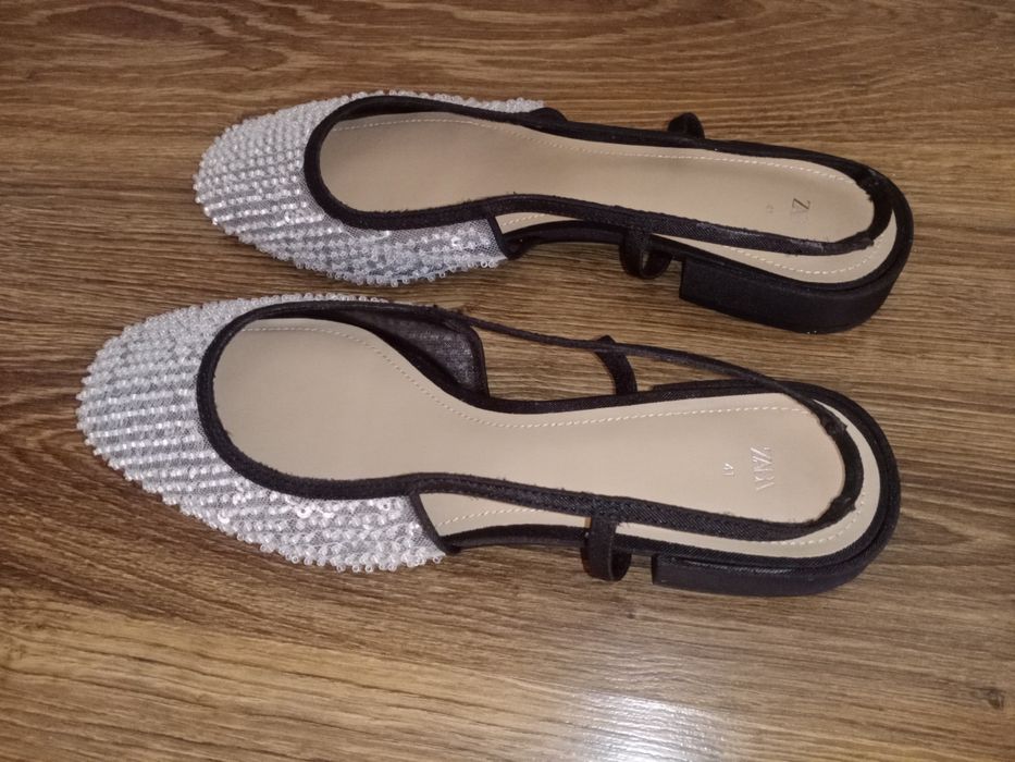 Продам босоножки ZARA