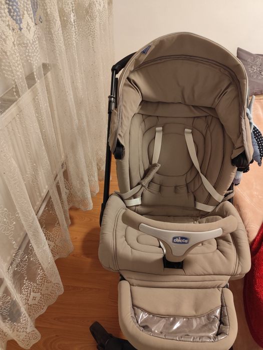 Cărucior pentru copiii