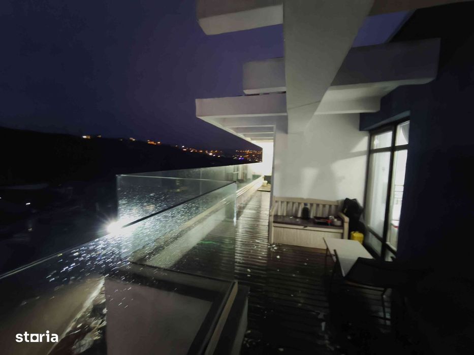 Apartament tip Penthouse la strada principala !