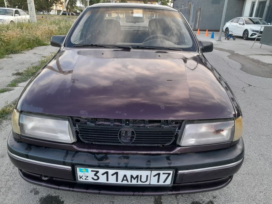 Opel vectra 1.8л