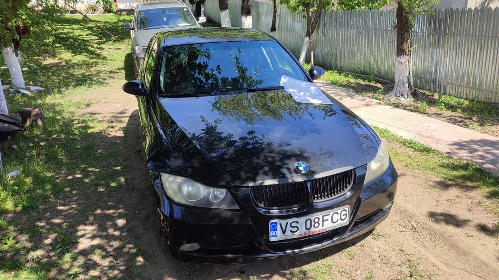 Vând seria 3 e90 2008