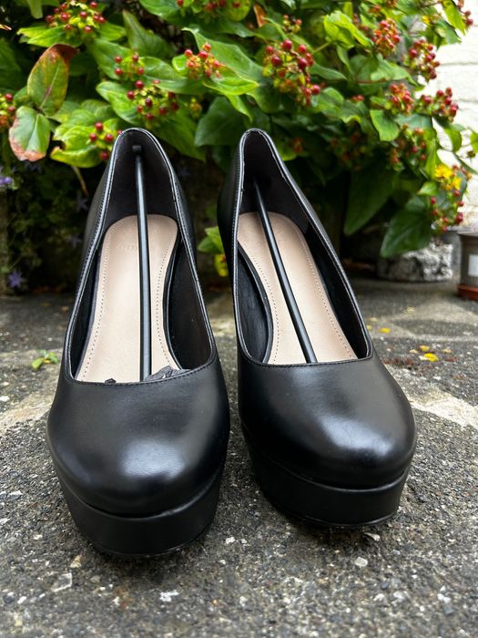 Guess черни обувки