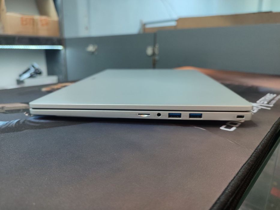 Янги офисный ноутбук Acer Aspire lite