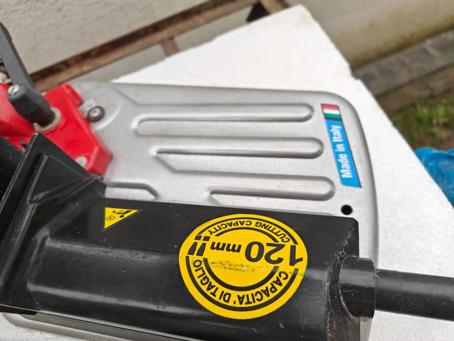 Fierastraie electric, Femi, model 784XL,