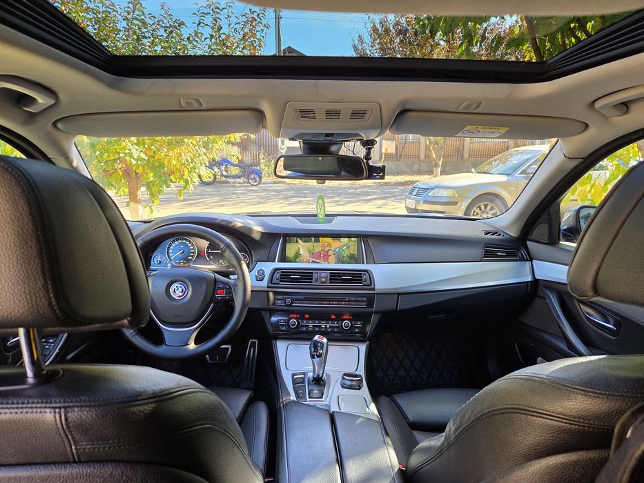 BMW F10 lci/2.0 184 CP,4 butoane/webasto/360/ventilație/soft close/trapa/night vision/memorii/side View/Carplay android auto
